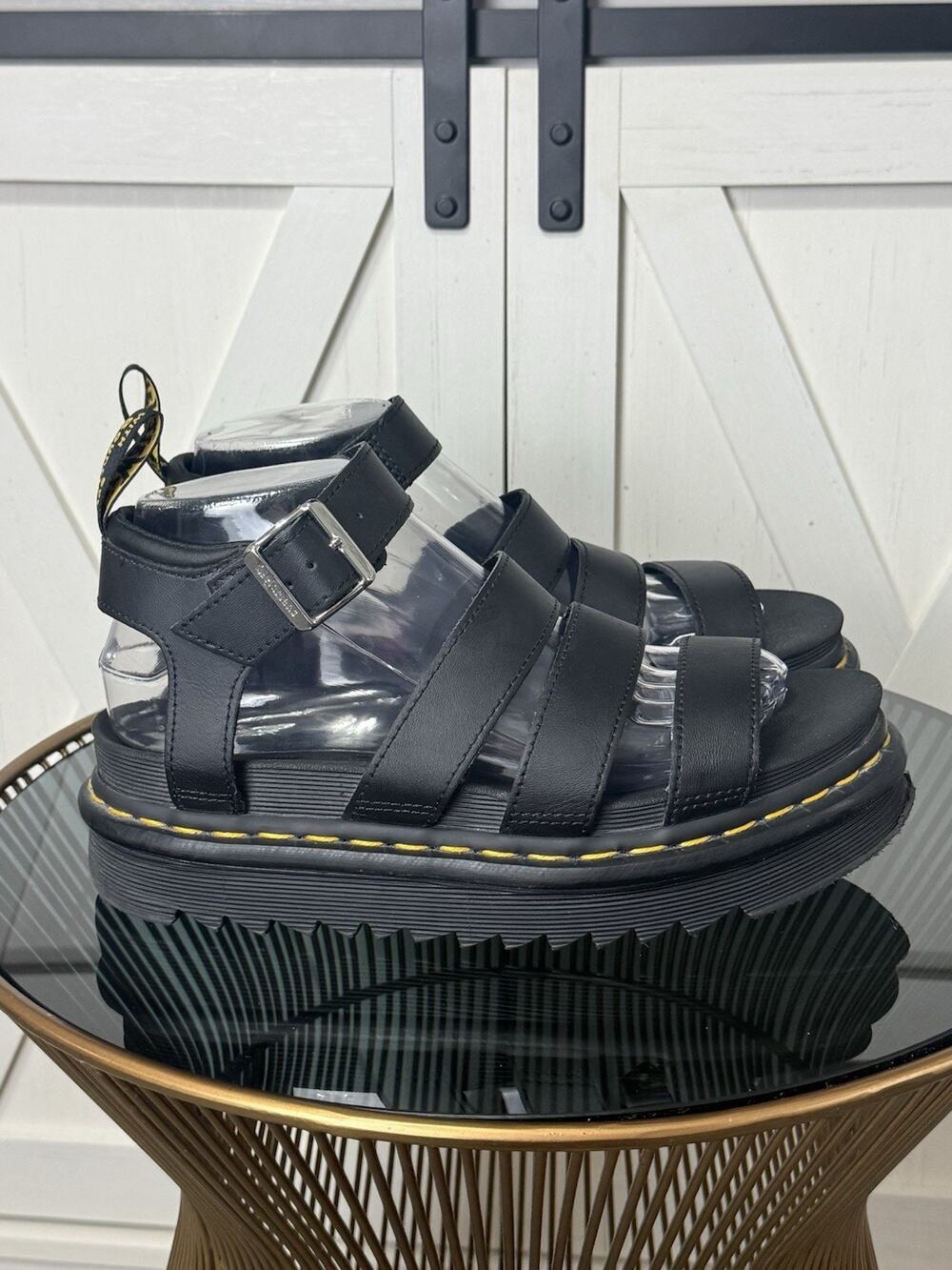 Dr.Martens Women’s Blaire Hydro Leather Black Strappy Sandals Platform Size 7